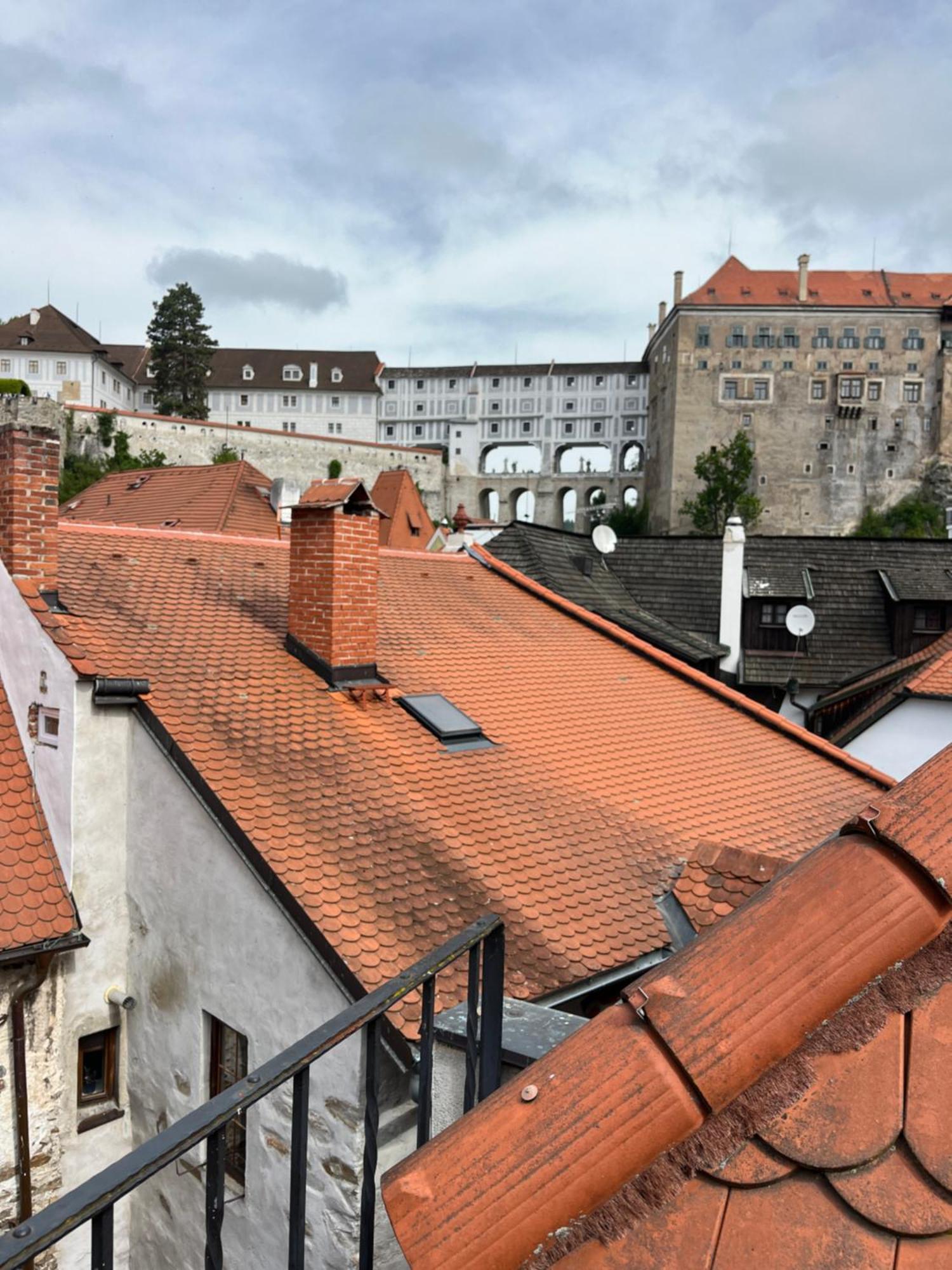 Český Krumlov Travel Hostel מראה חיצוני תמונה