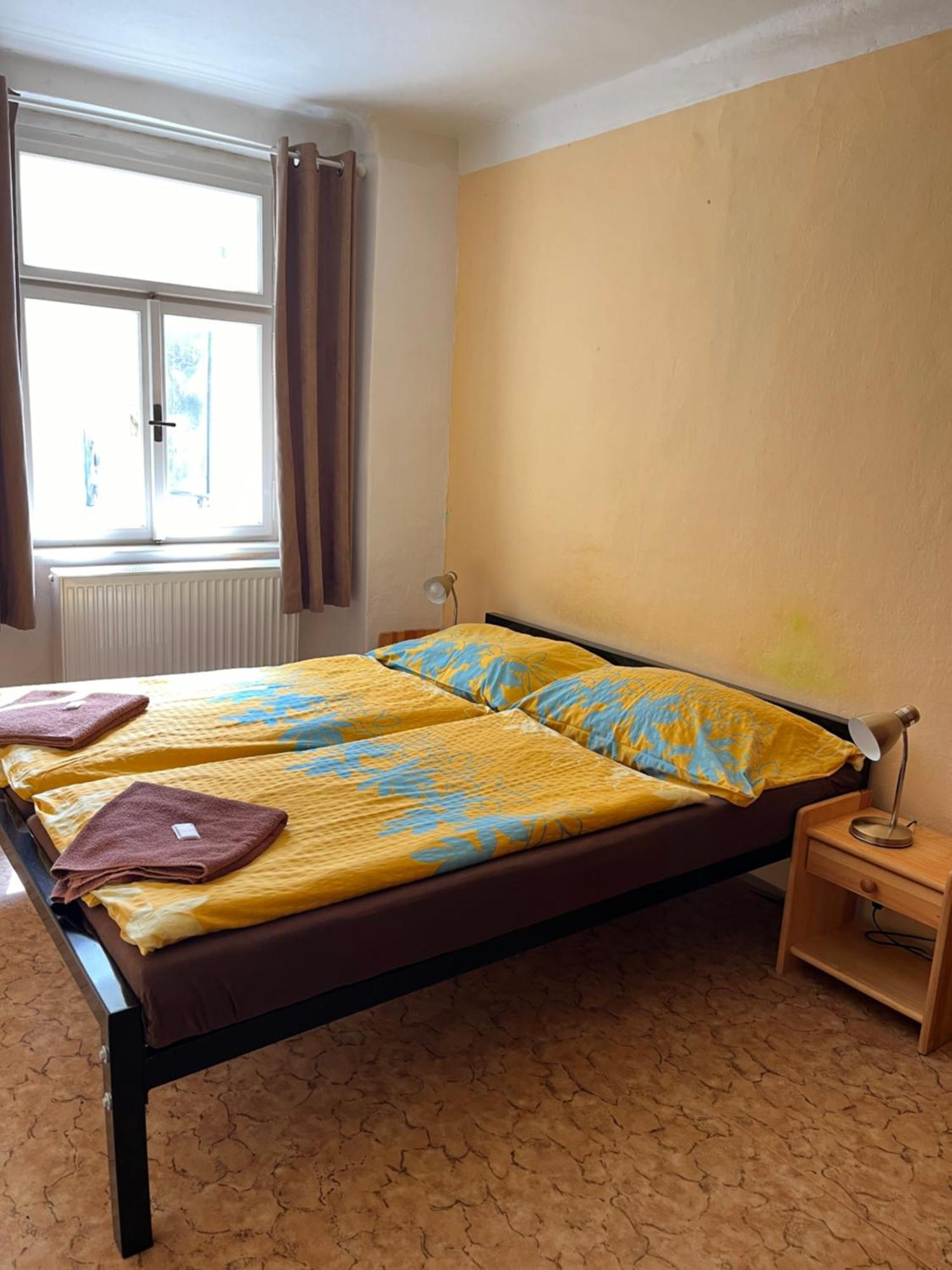 Český Krumlov Travel Hostel מראה חיצוני תמונה